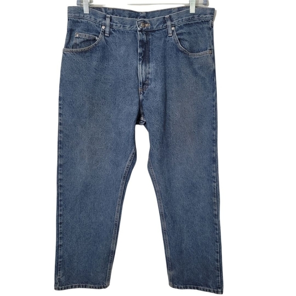 Vintage Wrangler Blue Relaxed Fit Straight Leg Jeans - Picture 1 of 11